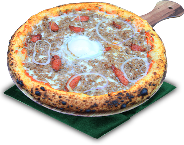Pizza Orientale avec viande hachée et œuf