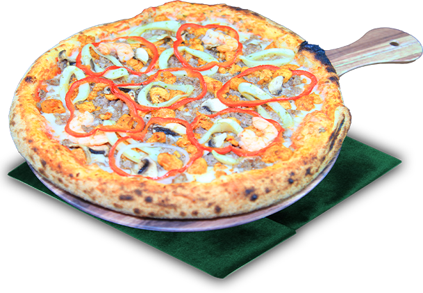 Pizza Royale avec viande et fruits de mer
